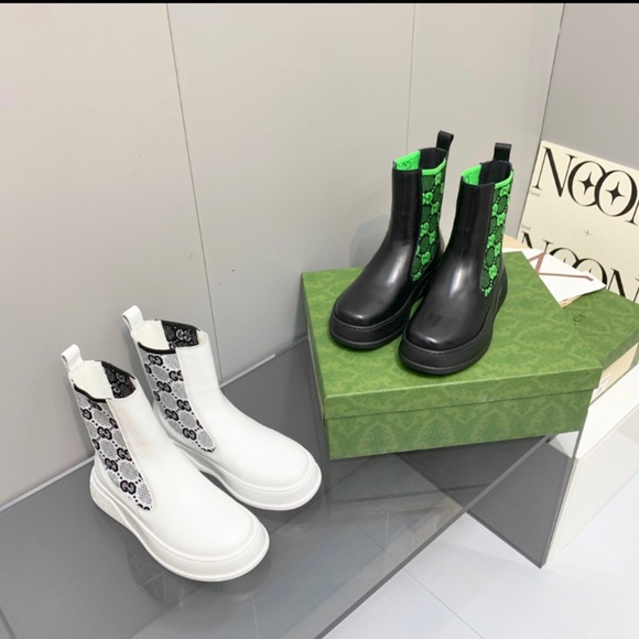 Gucci rain boots - Picture 1 of 1